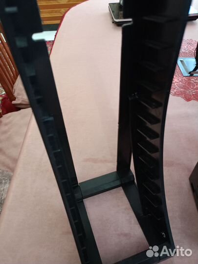 Настольная полка для дисков