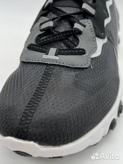 Nike React Element 87