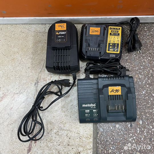 Зарядные устройства для шуруповертов