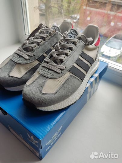 Кроссовки adidas retropy e5