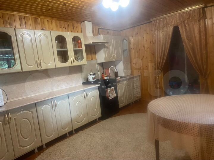 Дом 175 м² на участке 20 сот.