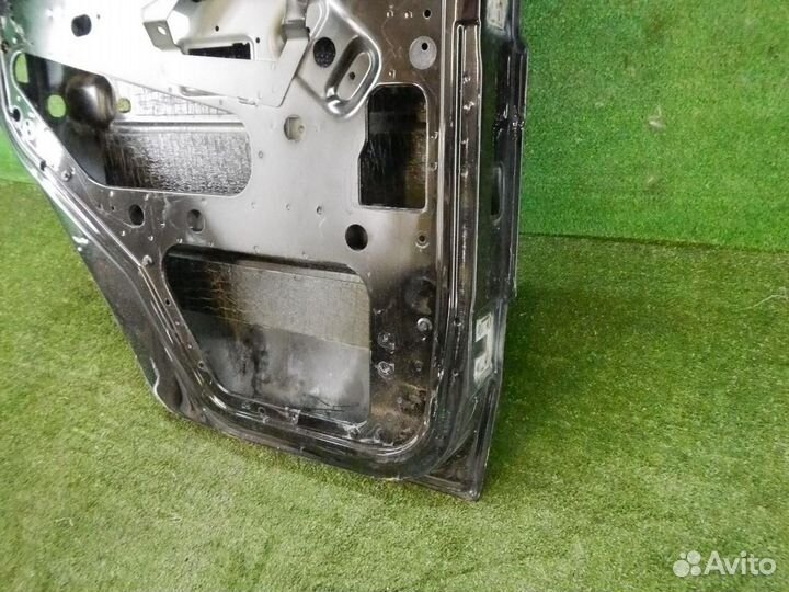 Дверь задняя левая Mercedes-Benz G-Class