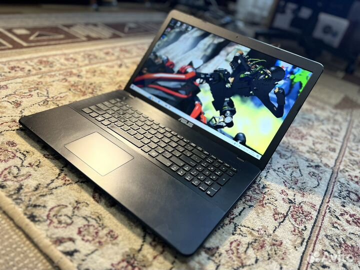 Игровой Ноутбук 17,3 Asus i5-4210u/GeForce 820 2гб