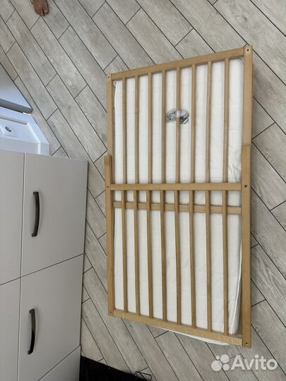 Детская кровать с матрасом