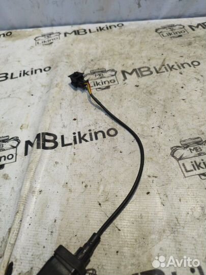 Камера заднего вида Mercedes C-Class W204