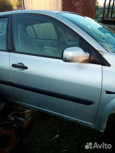 Рено меган 2 дверь передняя правая