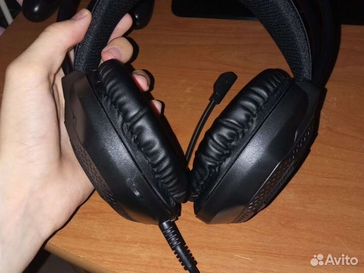 Игровые наушники