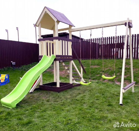 Детская деревянная площадка