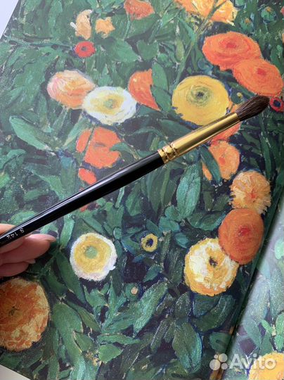 Кисть hakuhodo S 142