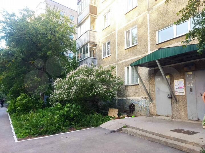 3-к. квартира, 52 м², 1/9 эт.