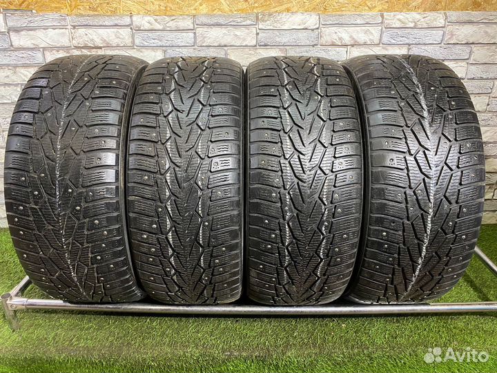 Nokian Tyres Hakkapeliitta 7 235/55 R17