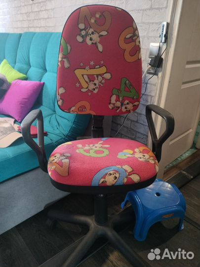 Компьютерное кресло для школьника бу
