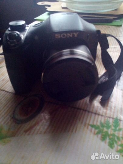 Компактный фотоаппарат