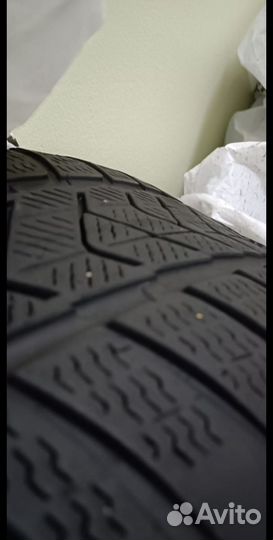 Pirelli Winter Sottozero 3 245/40 R19