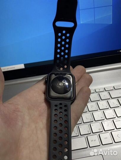 Apple Watch SE