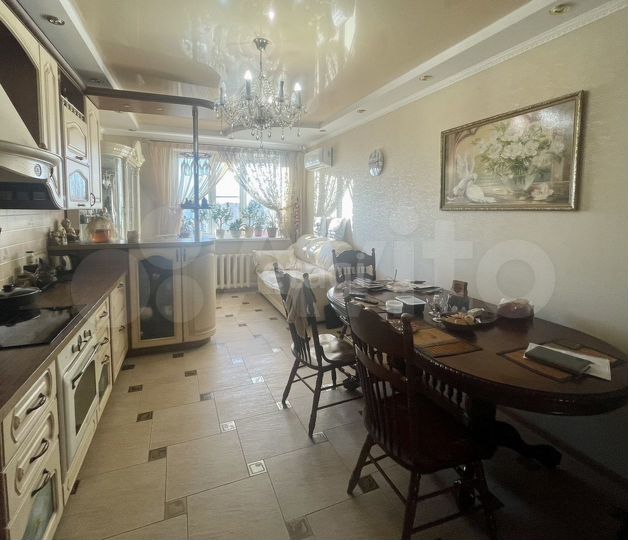 3-к. квартира, 110 м², 8/12 эт.