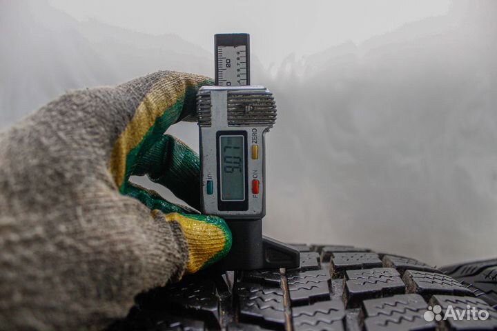 Roadstone Winguard SUV 225/60 R18 104V