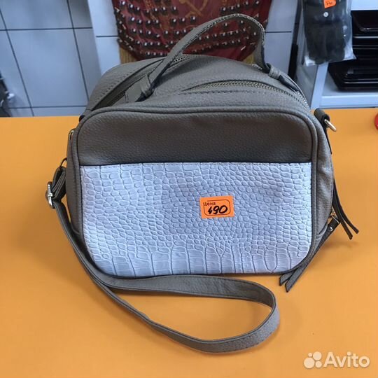 Женские сумки в ассортименте