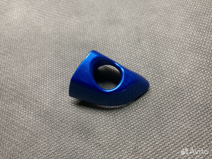 Уголок ручки левый N4U hyundai solaris