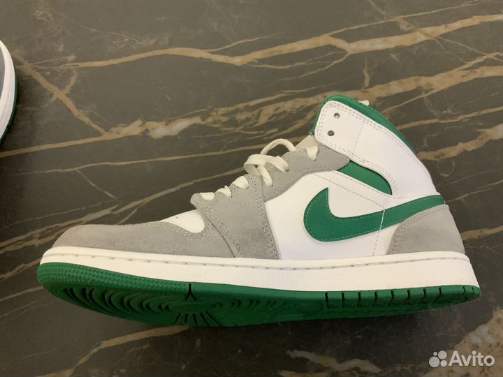 Кроссовки Nike Air Jordan 1 Mid (б/у, Оригинал)