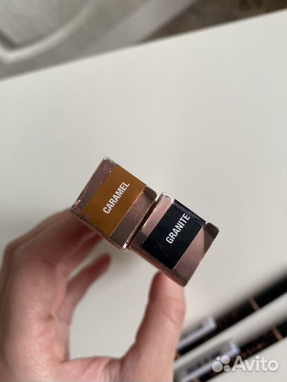 Карандаш для бровей Anastasia Beverly Hills