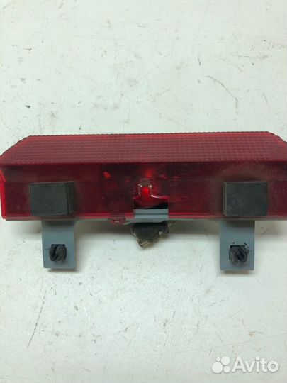 Фонарь задний стоп сигнал задний левый Toyota Rav4