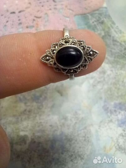 Серебряное кольцо