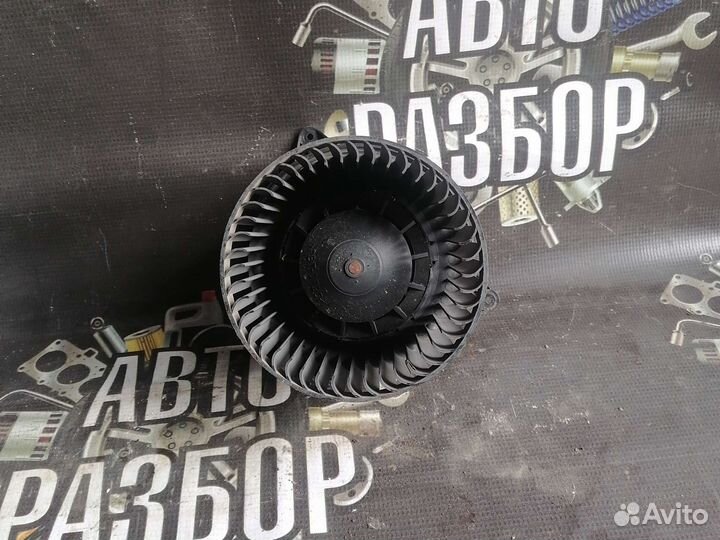 Моторчик печки Ford Mondeo