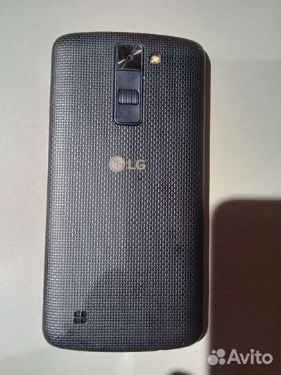 Телефон LG