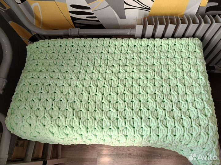 Плед детский вязаный