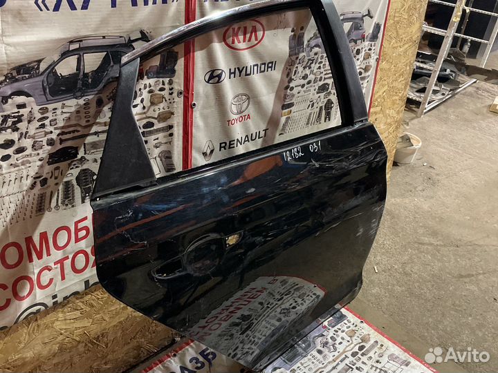 Задняя правая дверь на Hyundai Sonata 2016