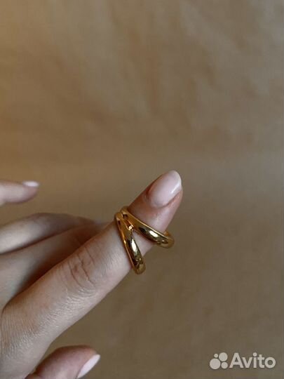 Золотистое кольцо