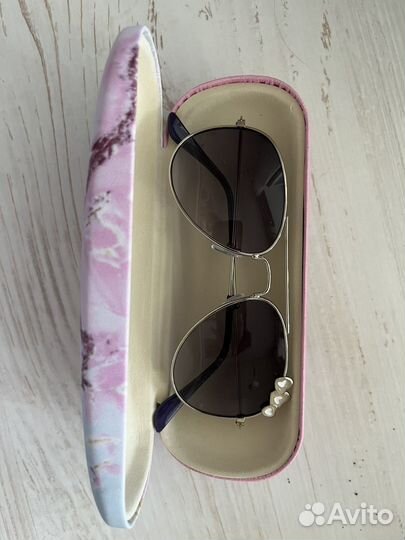 Солнцезащитные очки