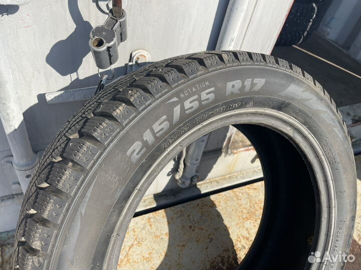 Formula Ice 215/55 R17 98T