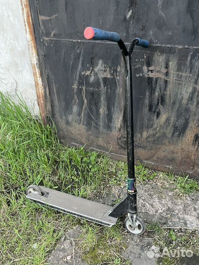 Трюковой самокат