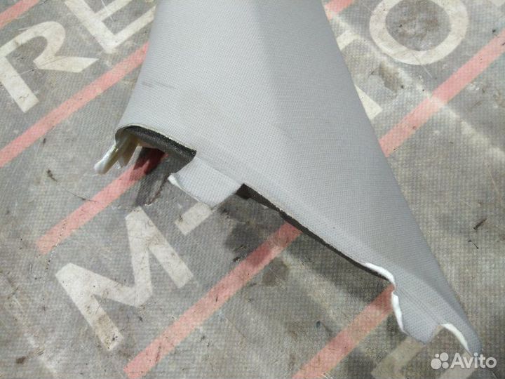 Обшивка стойки передняя левая Mercedes-Benz