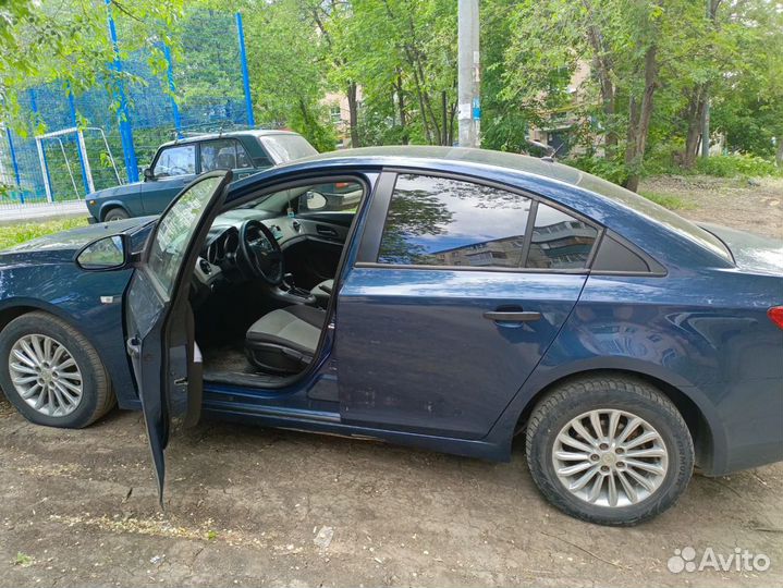 Chevrolet Cruze 1.6 МТ, 2012, 175 200 км