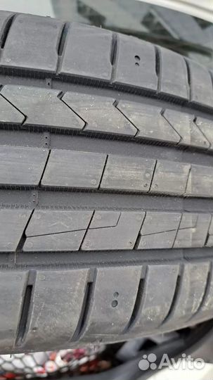 Hankook Ventus Prime 4 K135 235/45 R18 98W