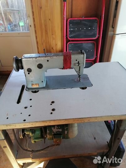Швейная машина бу