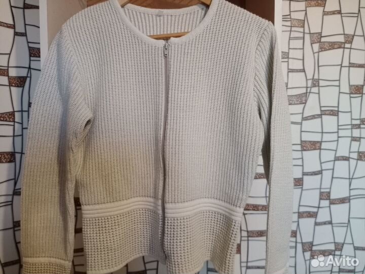 Кофта женская. Размер 46, б/у