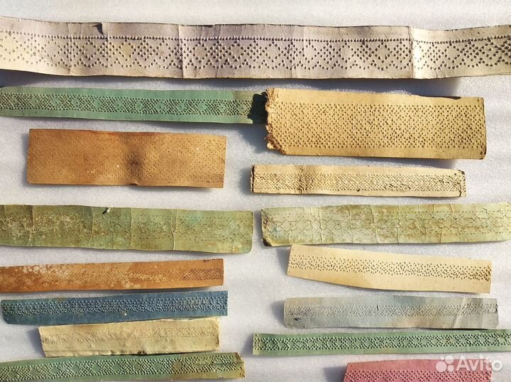 Коклюшки сколки и козлик для плетения кружева