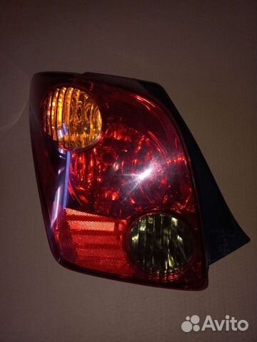 Фонари задние лев. пр. Toyota Ist NCP60 2001-2007
