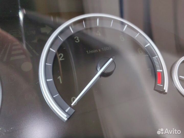 Панель приборов Bmw 5 F10 N63B44 2011