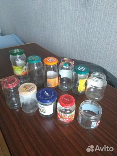 Банки стеклянные, новые с крышкой 