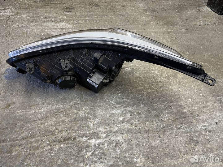 Фара правая Kia Ceed 2