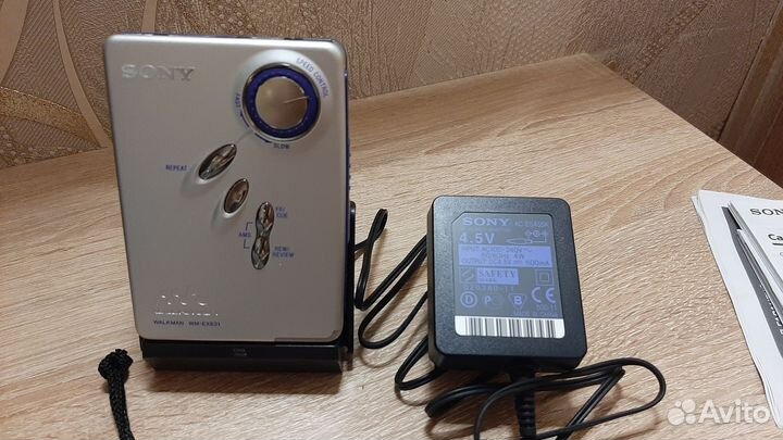 Кассетный плеер Sony Walkman WM-EX631