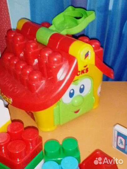 Игрушки развивающие для малышей