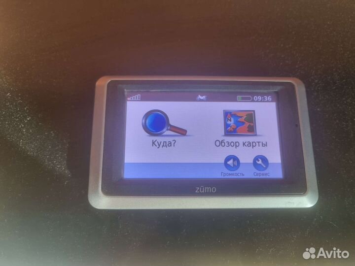 Навигатор Garmin zumo 660