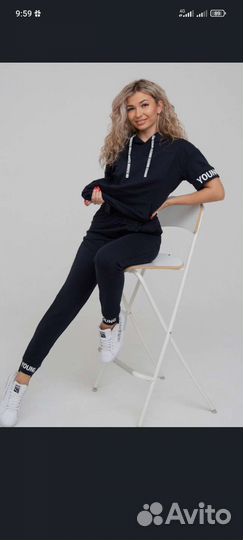Спортивный костюм женский