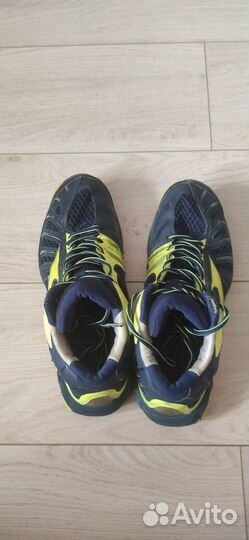 Волейбольные кроссовки mizuno wave tornado x